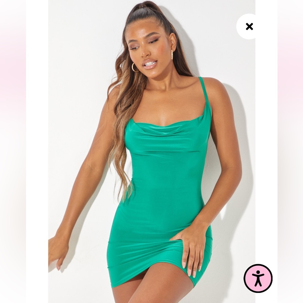 Pretty Little Thing - Green Slinky Dress